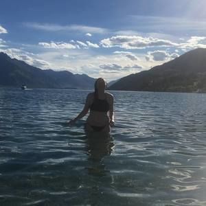 Meet your Posher, Kelly